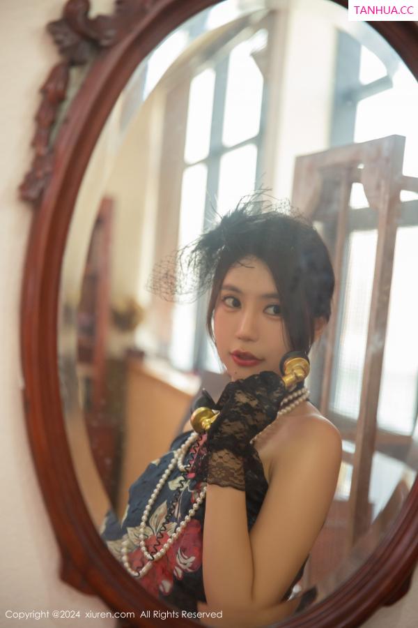 綺裡嘉 绮里嘉 [XiuRen]高清写真图 2024.09.05 No.9116 绮里嘉ula 黑丝美腿第16张图片